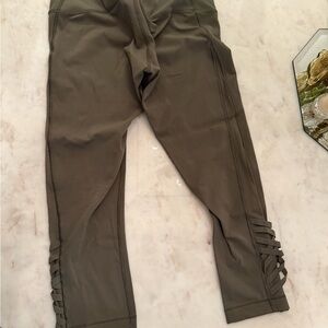 Lululemon Athletica Khaki Leggings with Ankle Lattice